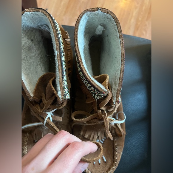 Moccasin - Picture 4 of 5